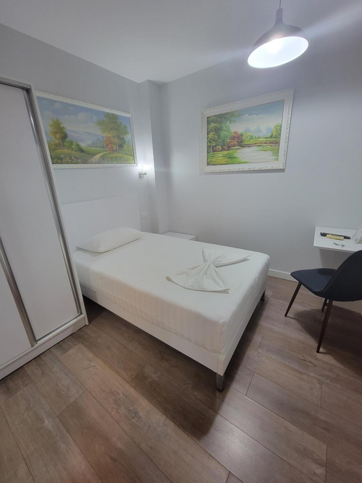 Nuestra Casa Hotel Tirana Eksteriør billede